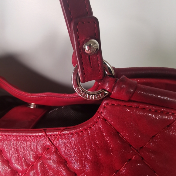 (Sold)100% Authentic Channel Lamb Skin Tote, Crossbody In Red - Picture 11 of 16